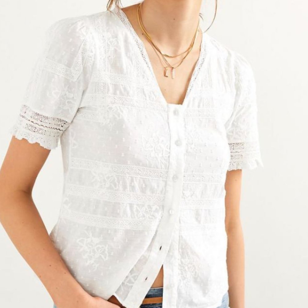 Anthropologie White Embroidered Short Sleeve Button Down